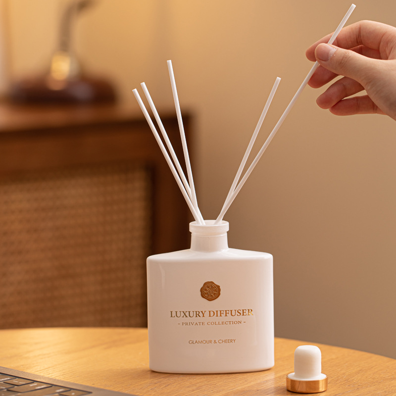 Reed Diffuser & Scented Candle - مراجعة Soy Wax Flake وسعره